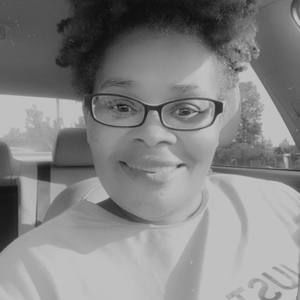 Meet your Posher, Cassandra